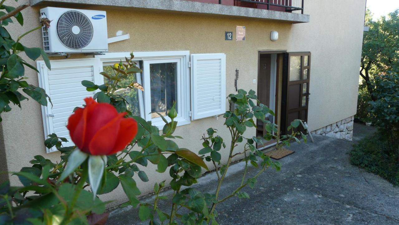 Apartment Ena 2 Senj  Exteriör bild
